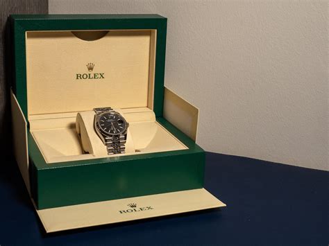 rolex di 35 anni funziona bene|Rolex da investimento: quali orologi prendono valore nel tempo.